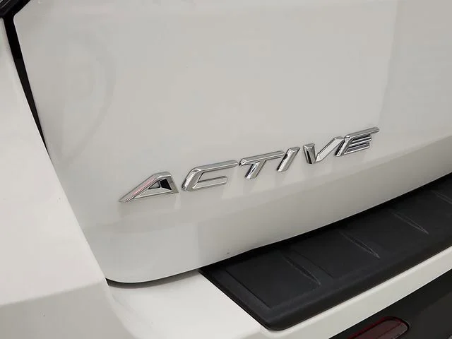 New 2026 Star White Metallic Tri-Coat Ford Active image 12