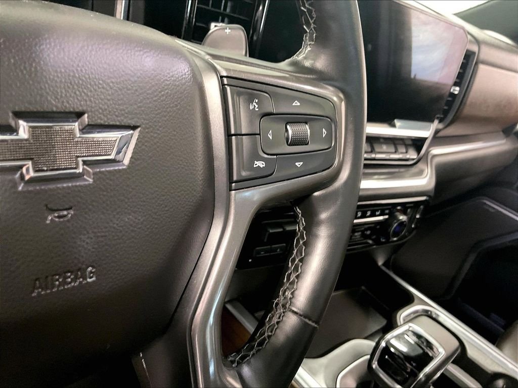 Used 2024 Black Chevrolet High Country image 24