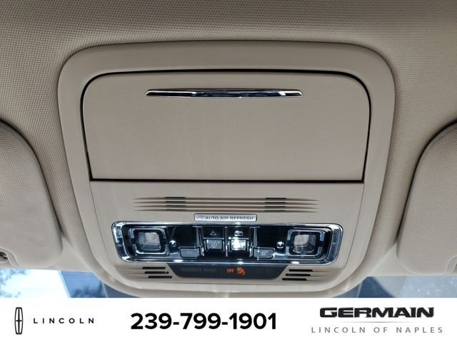 Used 2022 Red Lincoln Reserve image 35