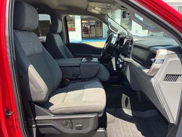 Used 2023 Red Ford XLT image 30