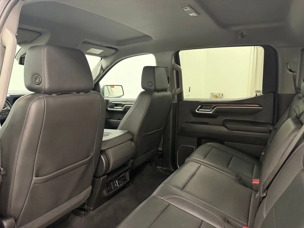 Used 2025 Black GMC SLT image 11