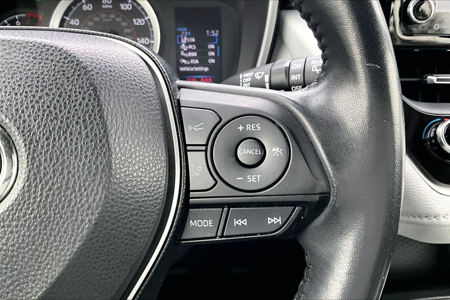 Used 2019 Midnight Black Metallic Toyota SE image 24