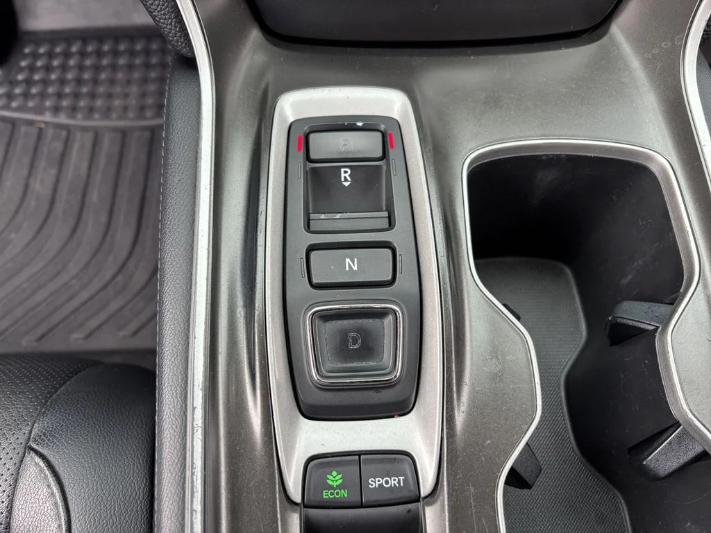 Used 2018 Black Honda Touring 2.0T image 32