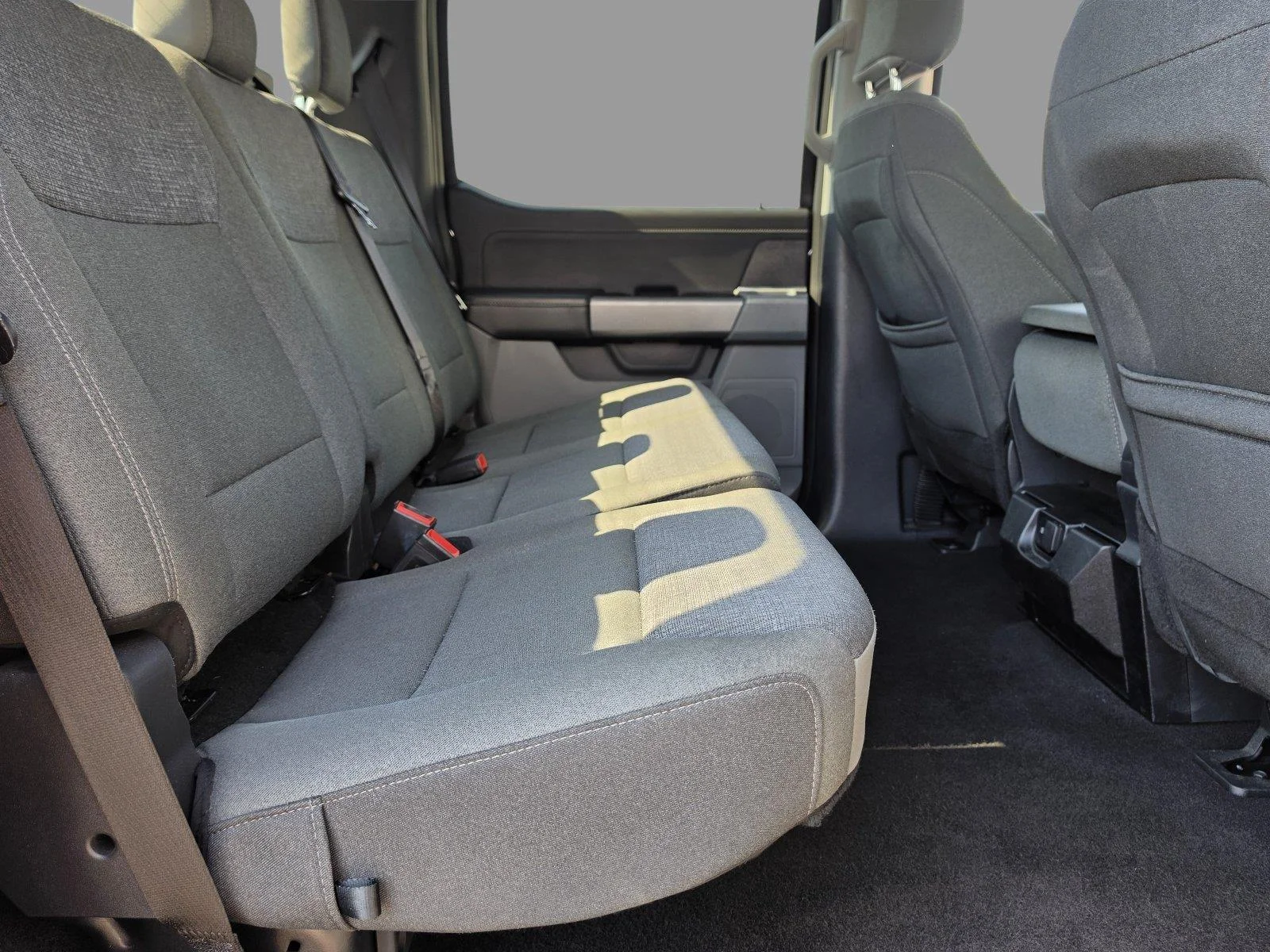 Used 2025  Ford XLT image 33