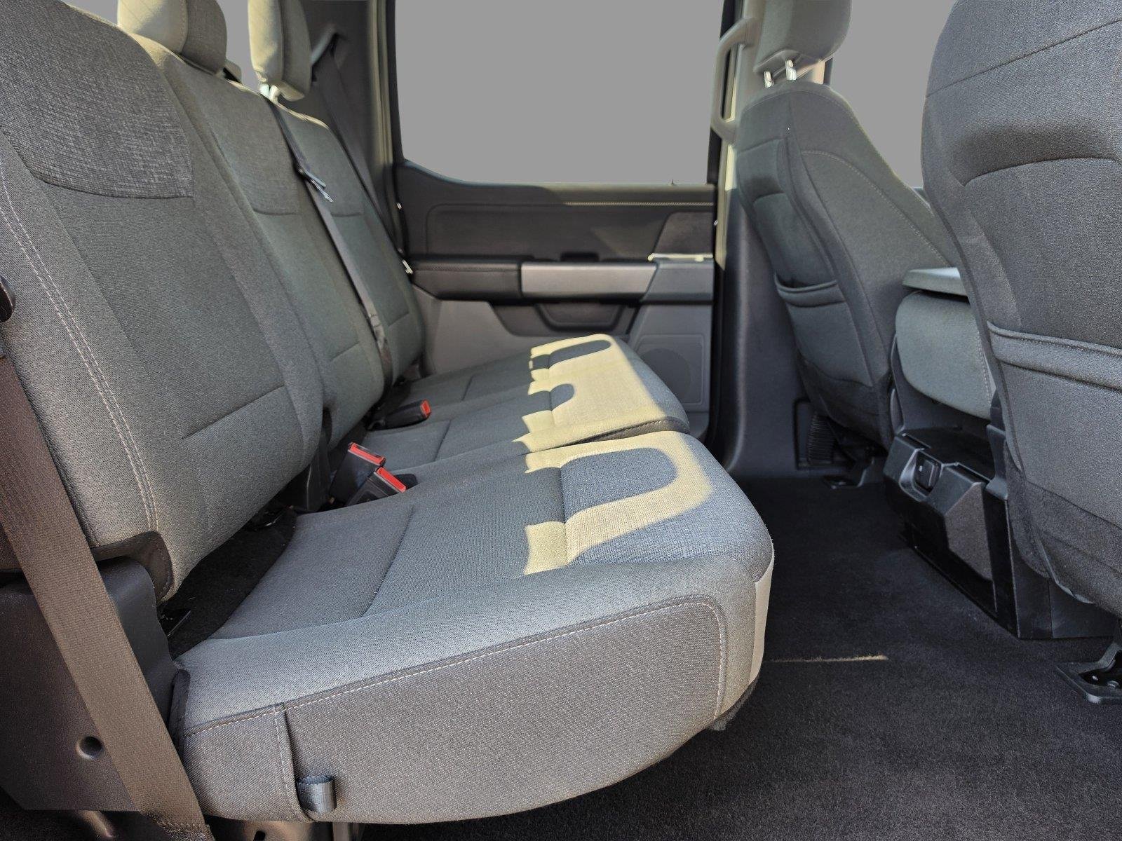 Used 2025  Ford XLT image 33