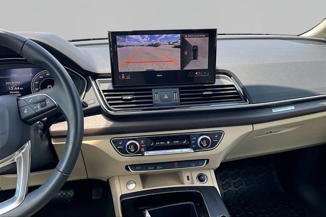 Used 2024  Audi 40 Premium Plus image 6