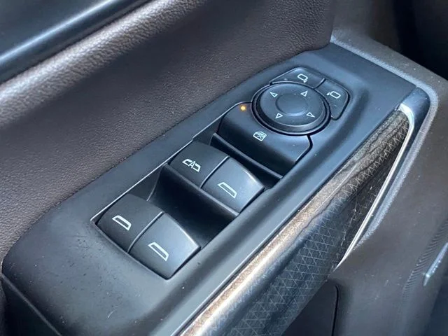 2021 Chevrolet Silverado 1500 LT Trail Boss - Photo 28