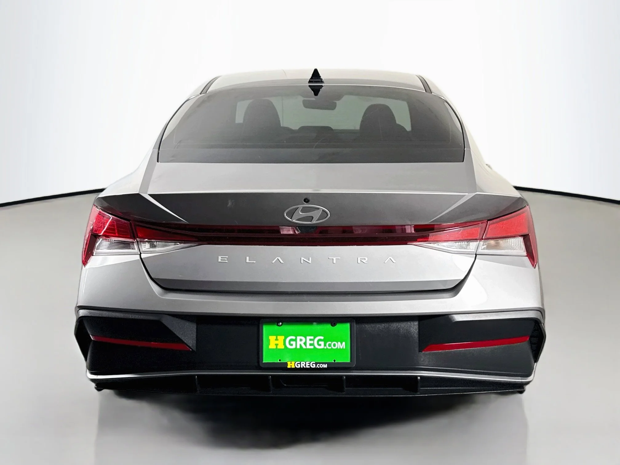Used 2024 Fluid Metal Hyundai SE image 6