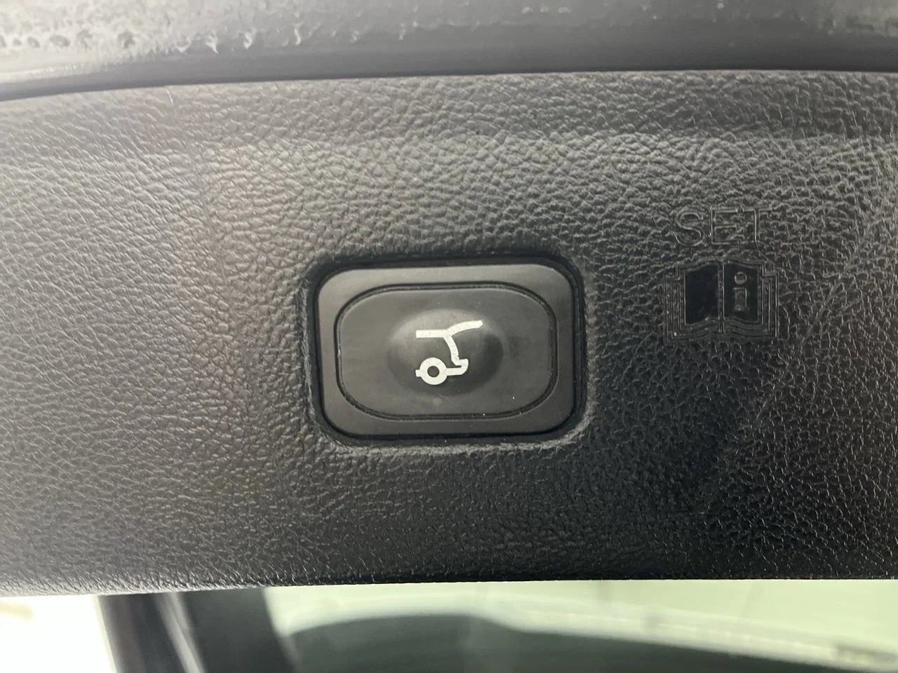 Used 2022 Green Ford SEL image 31