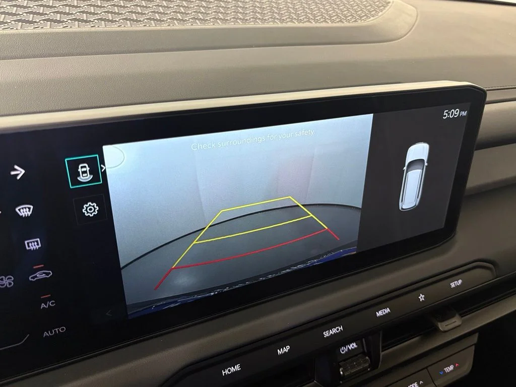 New 2027 Black Jade Green Kia X-Line EX image 29