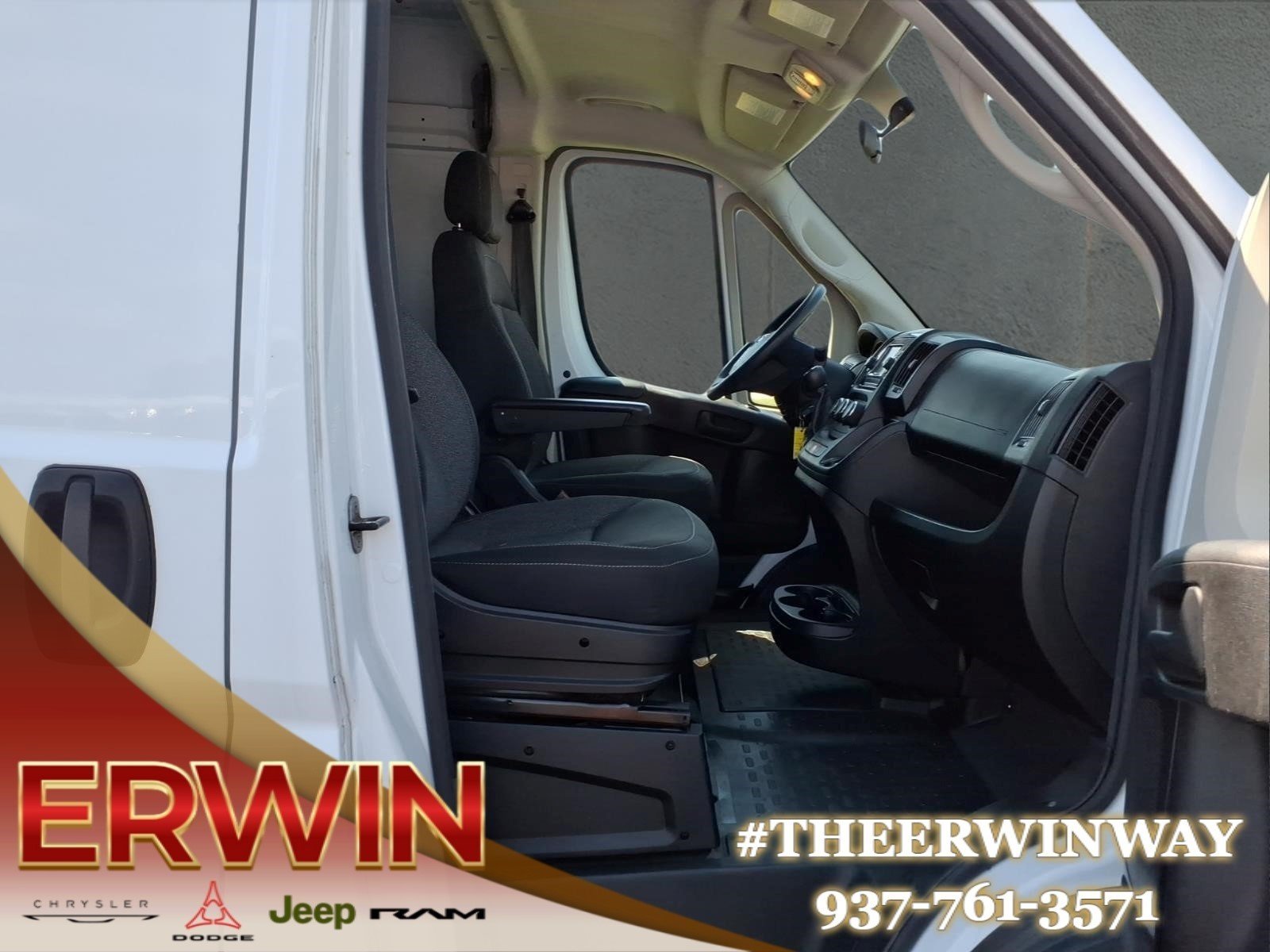 Used 2019 Bright White Clear Coat RAM 1500 136 WB image 24