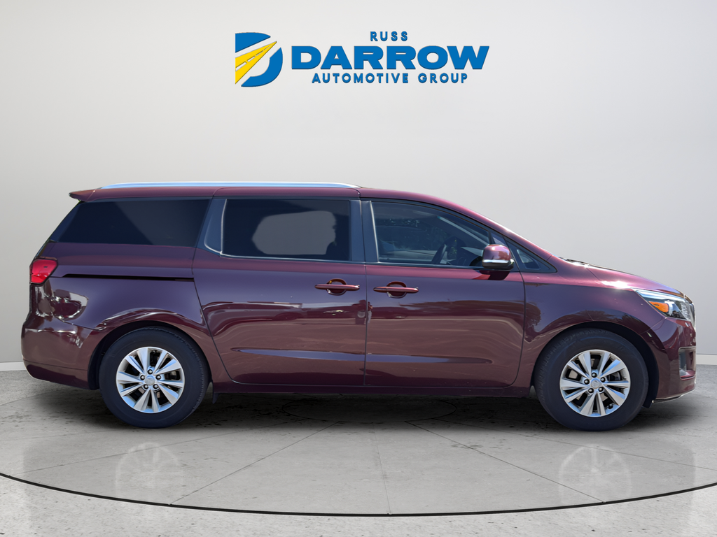 Used 2017 Red Kia LX image 6