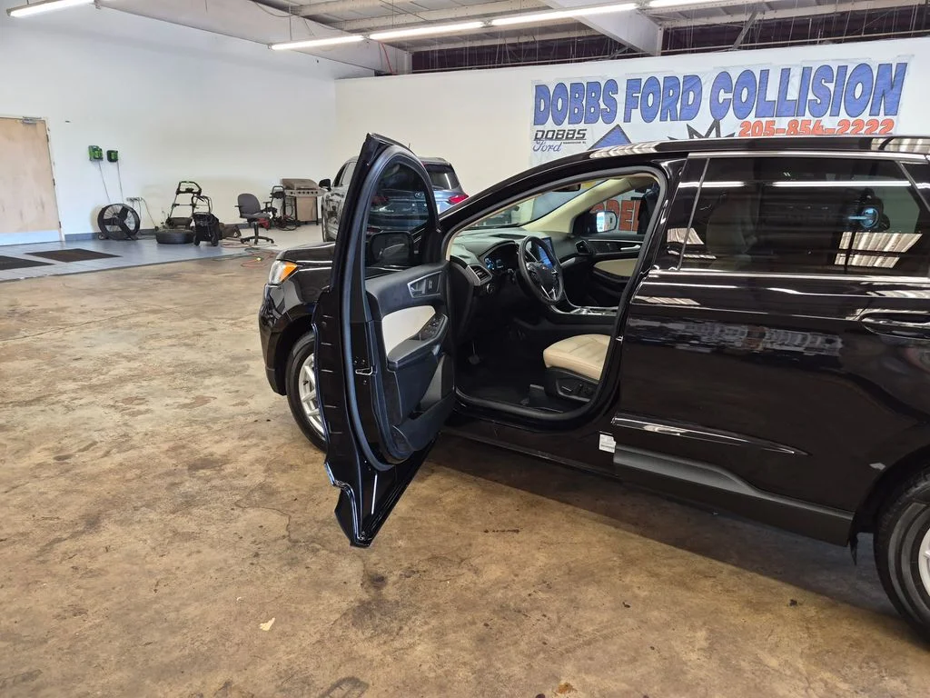 Certified Used 2022 Black Metallic Ford SEL image 9