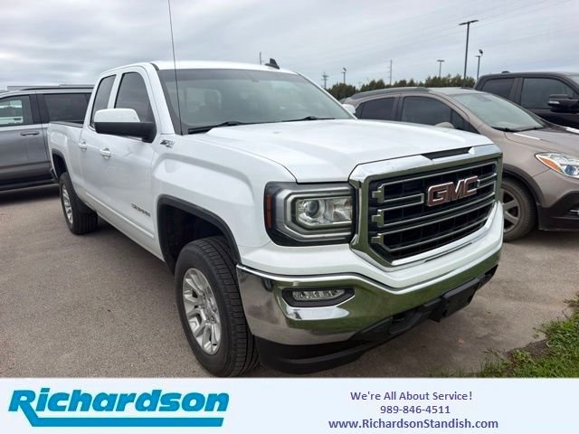 Used 2018 Summit White GMC SLE image 1