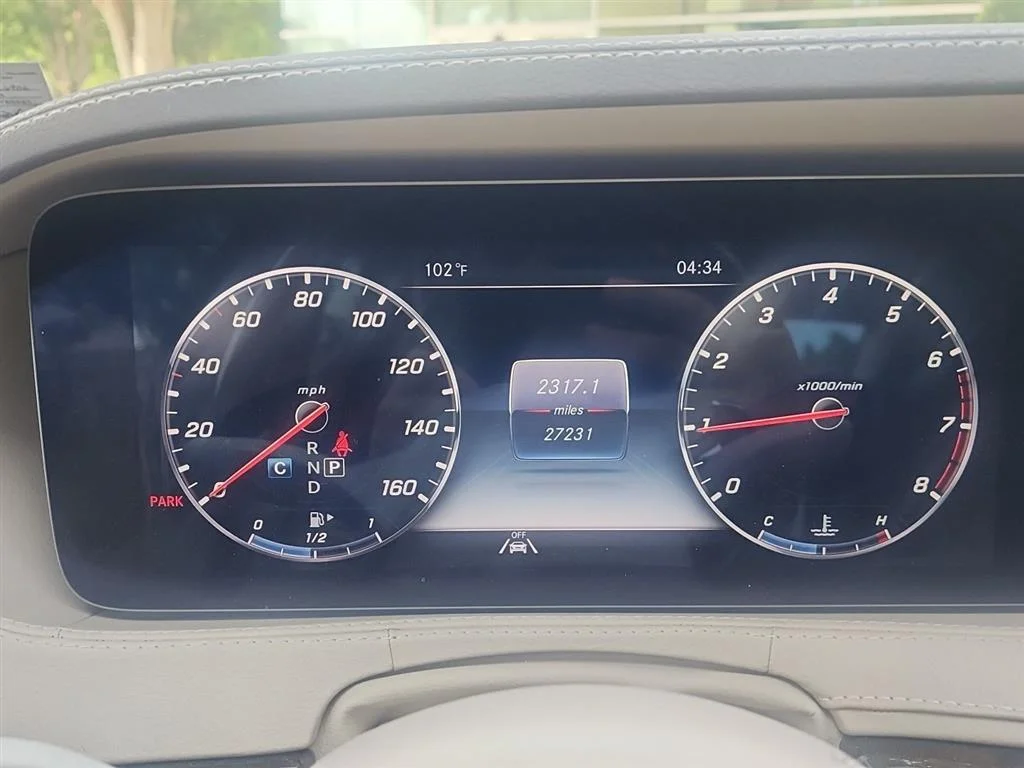 Used 2020 DIAMOND SILVER METALLIC MERCEDES-BENZ-CAR  image 10