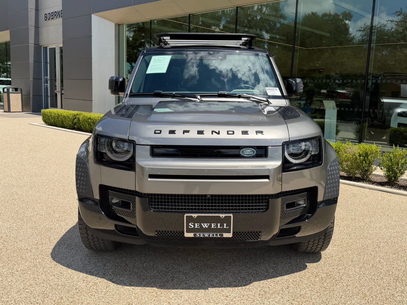 Certified Used 2024 Silicon Silver Premium Metallic Land Rover X-Dynamic SE image 3