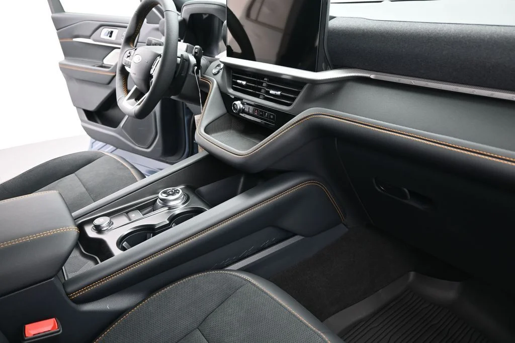 New 2026 Vapor Blue Metallic Ford Tremor® image 13