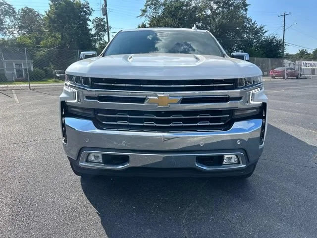 Used 2022 IRIDESCENT PEARL TRICOAT Chevrolet LTZ image 7