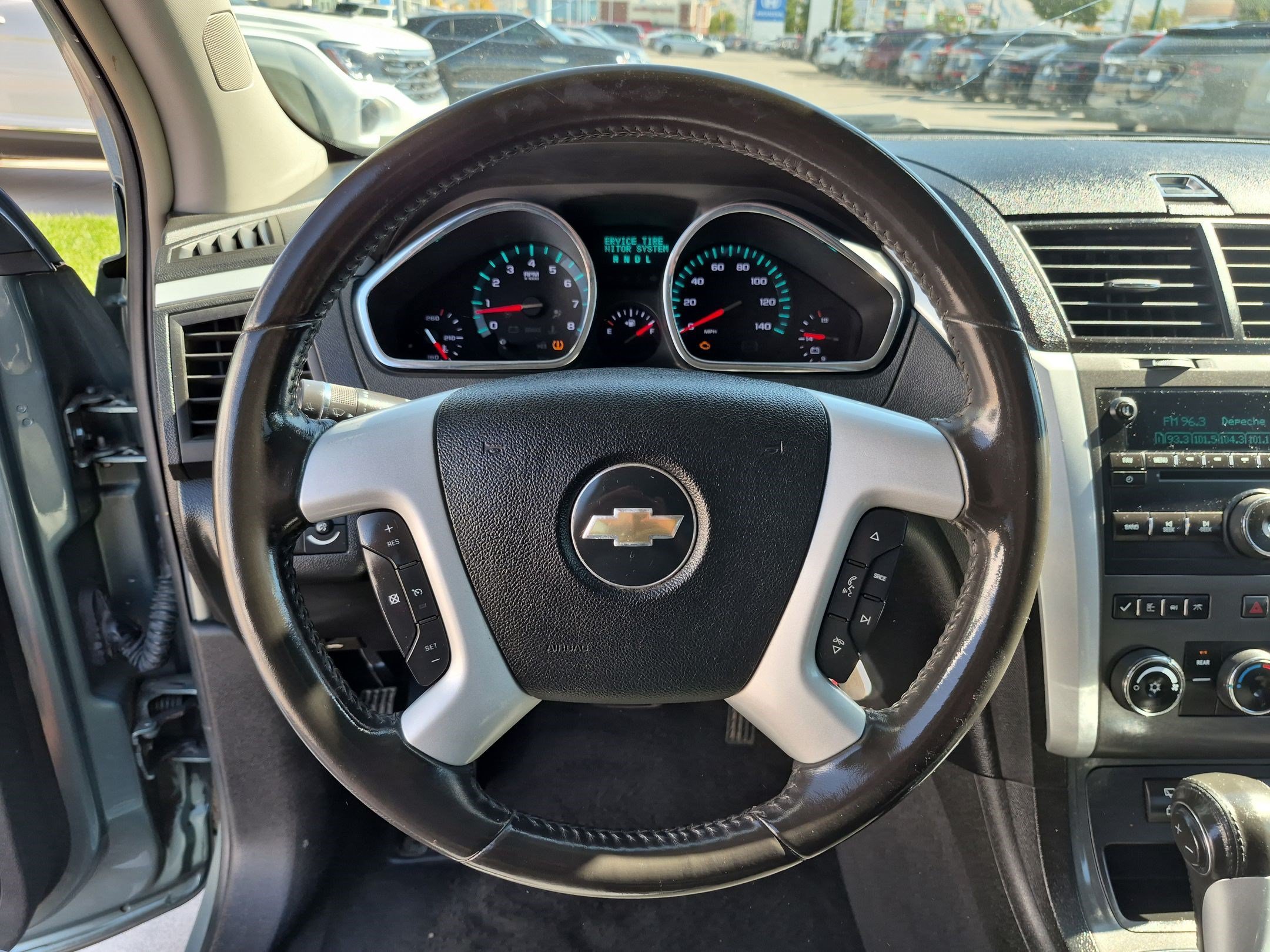 Used 2009 Silver Moss Metallic Chevrolet LT w/1LT image 15