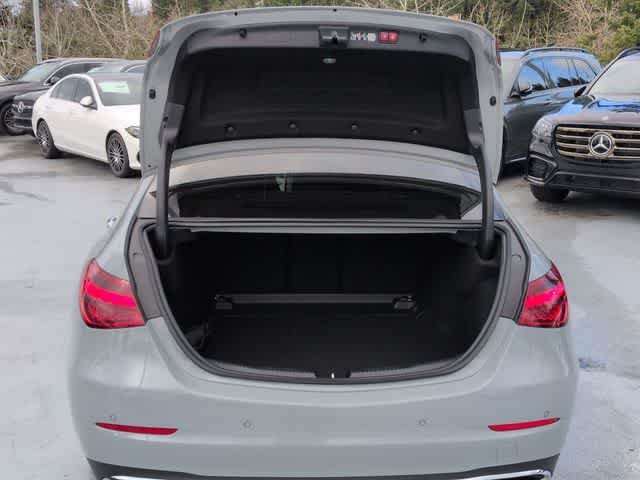 New 2026 MANUFAKTUR Alpine Grey Mercedes-Benz C 300 image 35
