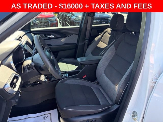 Used 2023 White Chevrolet LT image 14