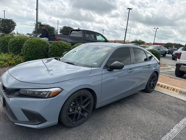 2024 Honda Civic Sport CVT's photo