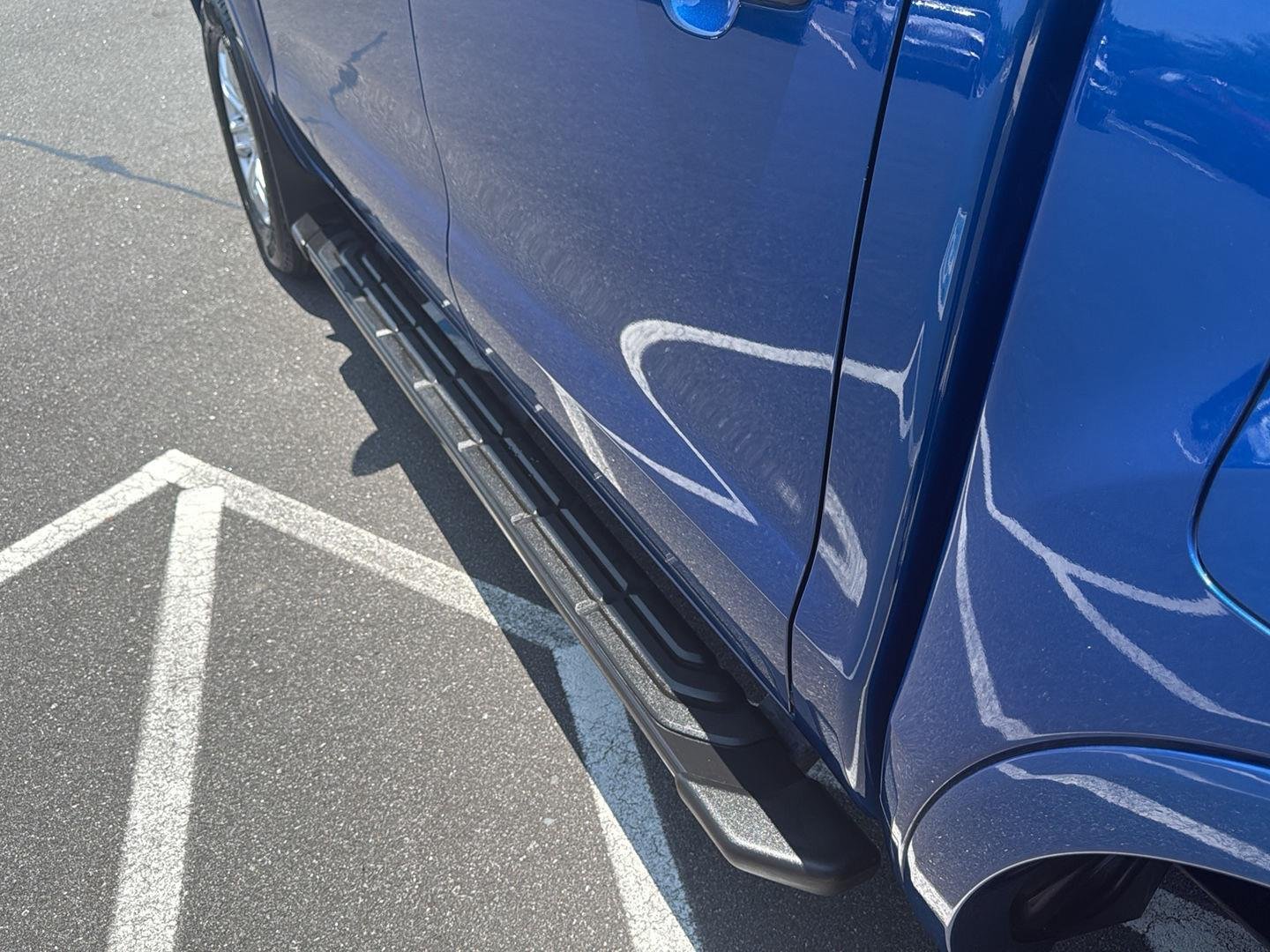 Used 2019  FORD  image 16