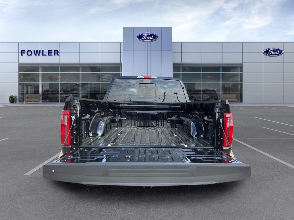 New 2026 Agate Black Metallic Ford XLT image 25