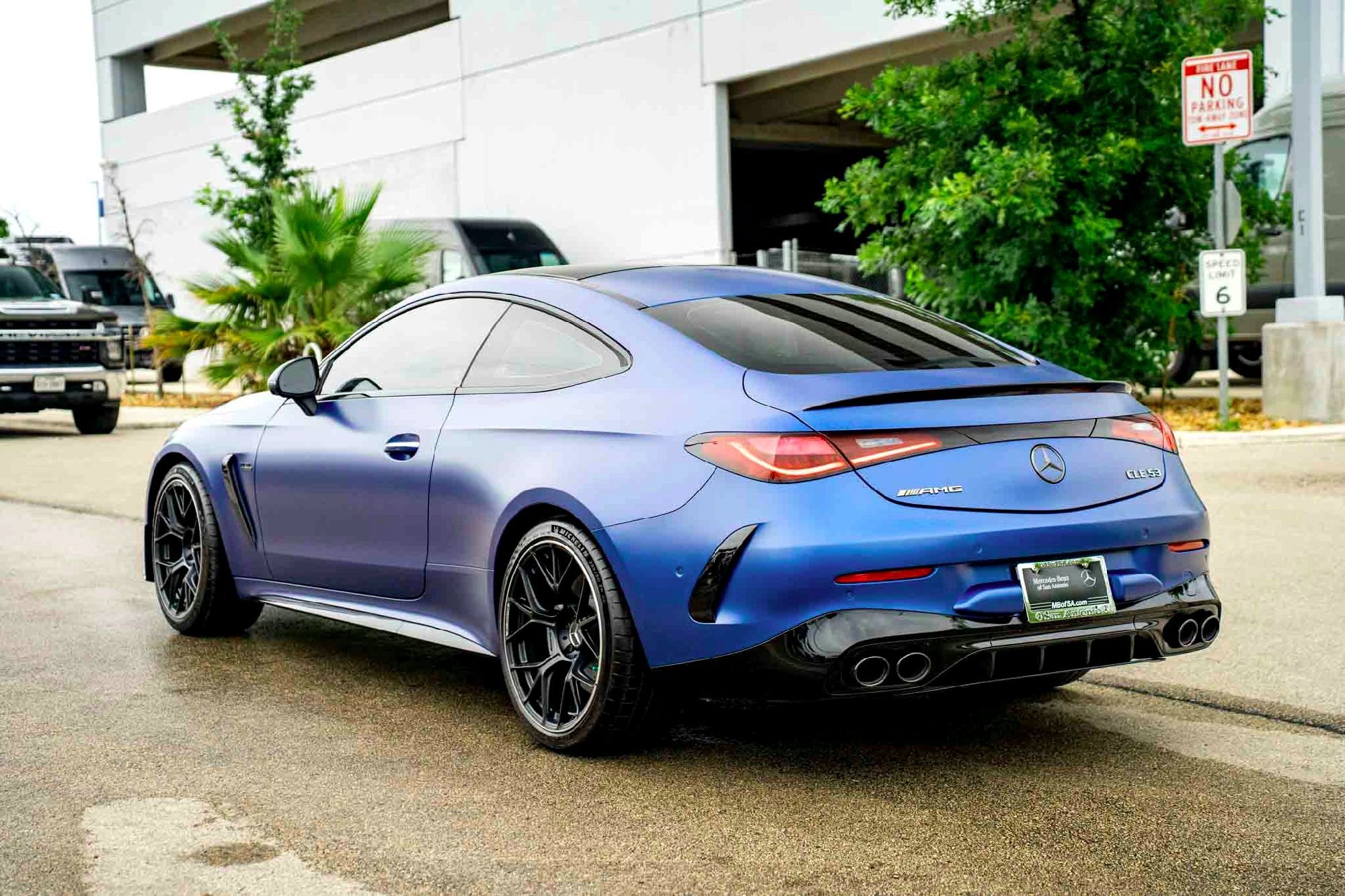 New 2026 MANUFAKTUR Starling Blue Magno Mercedes-Benz AMG® CLE 53 4MATIC+ Coupe image 27