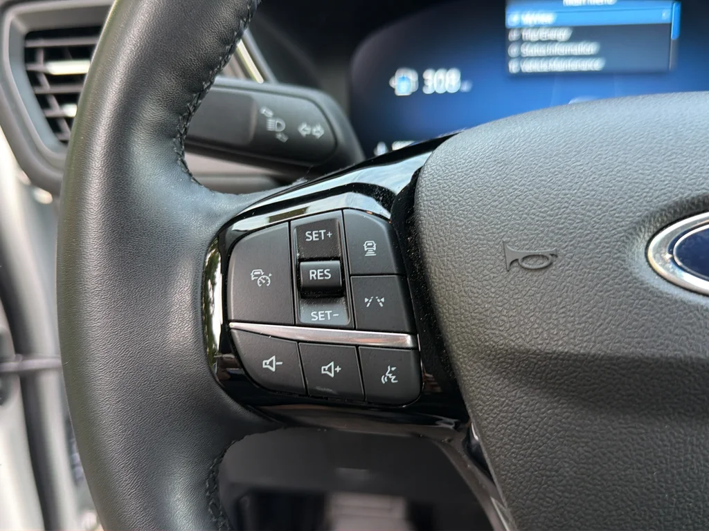 Used 2023 White Ford Platinum image 15