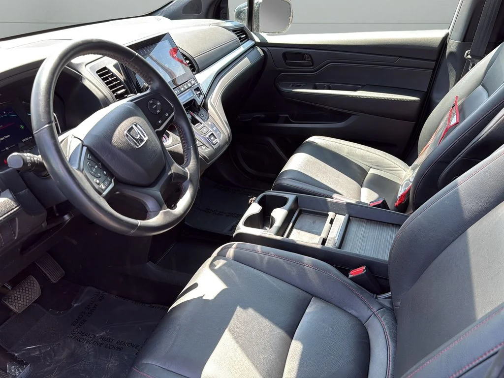 Used 2023  Honda Sport image 6