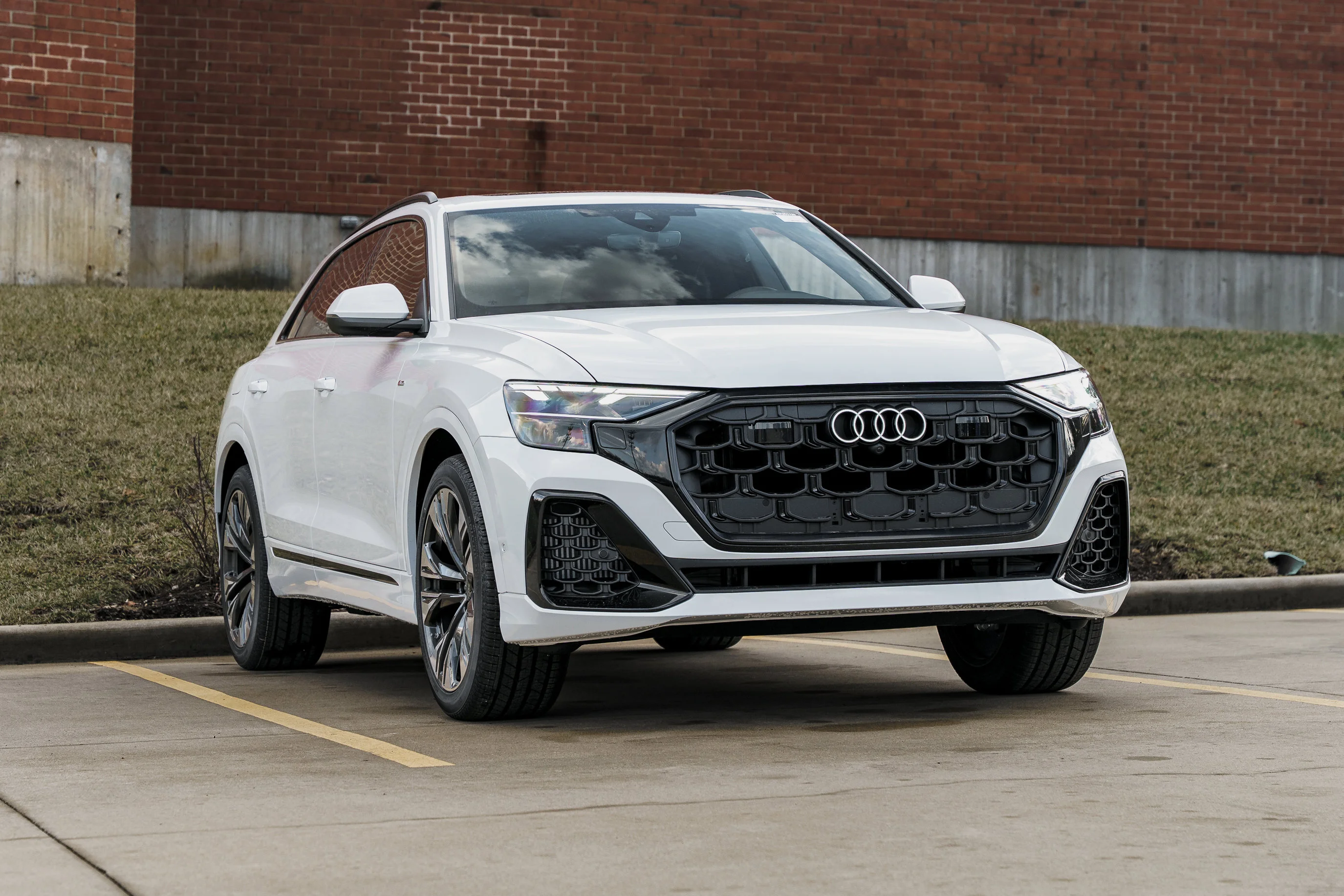 2026 Audi Q8 55 Premium Plus quattro Tiptonic's photo