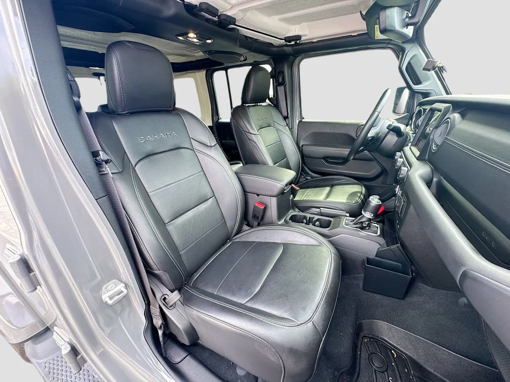 Used 2023 Gray Jeep Sahara 4xe image 32