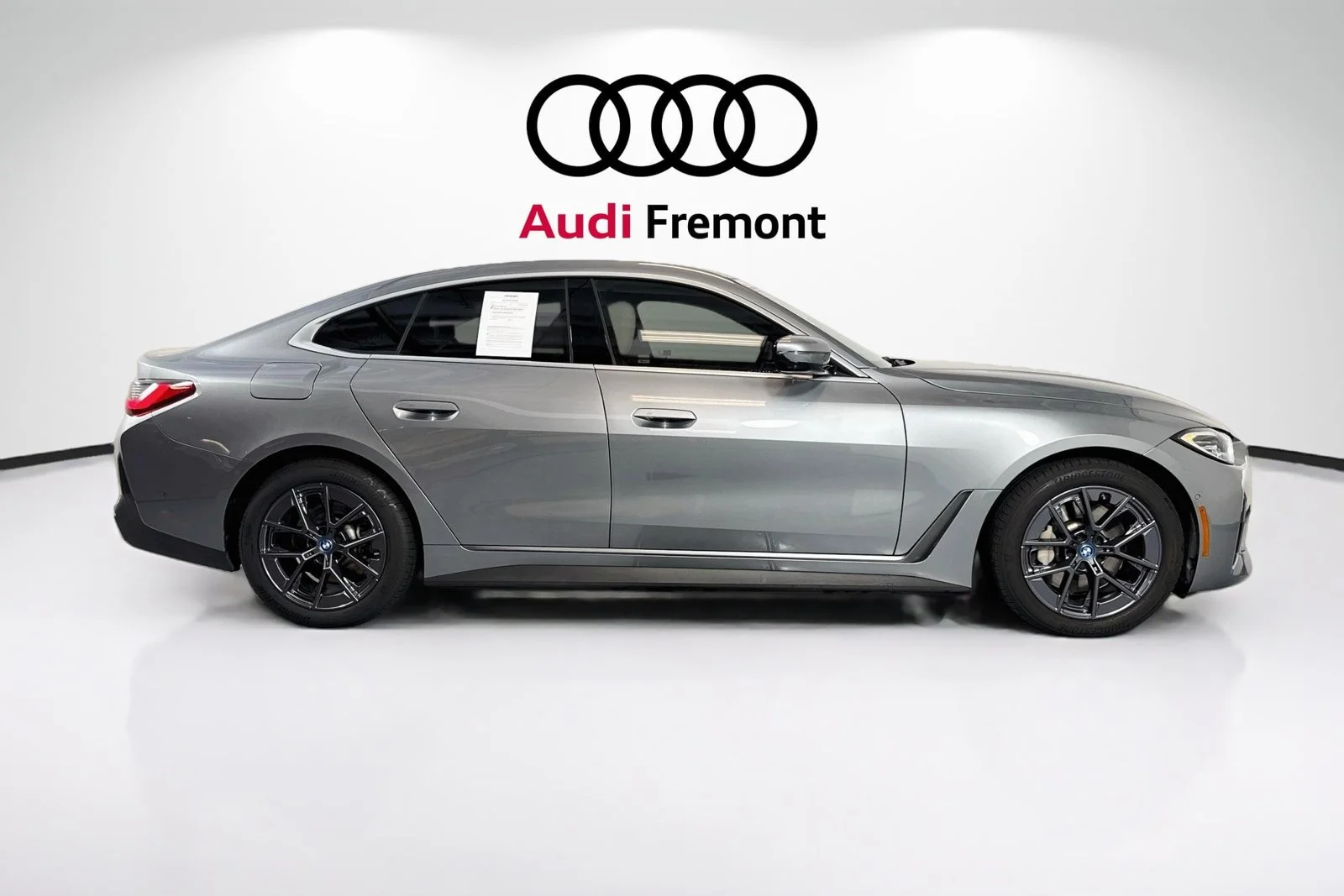 Used 2023 Skyscraper Grey Metallic BMW eDrive40 image 4