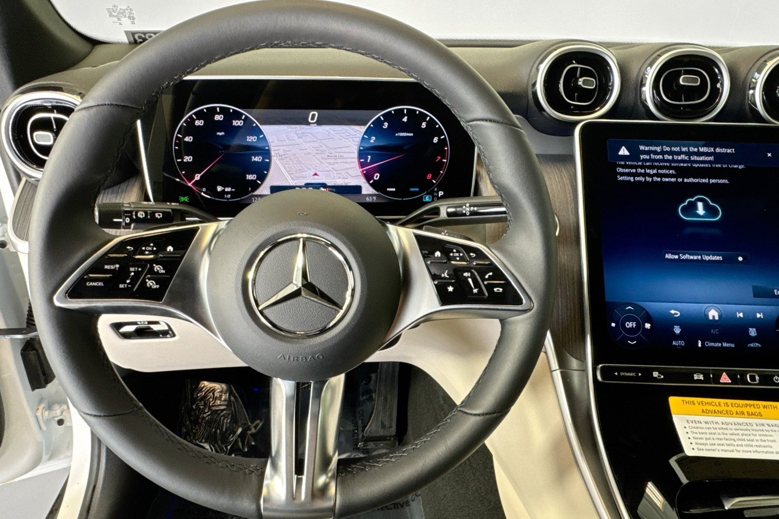New 2026 Polar White Mercedes-Benz GLC 300 image 11
