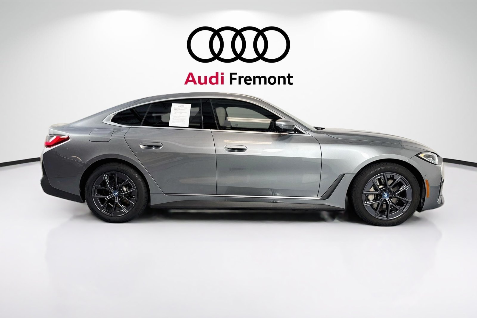 Used 2023 Skyscraper Grey Metallic BMW eDrive40 image 4