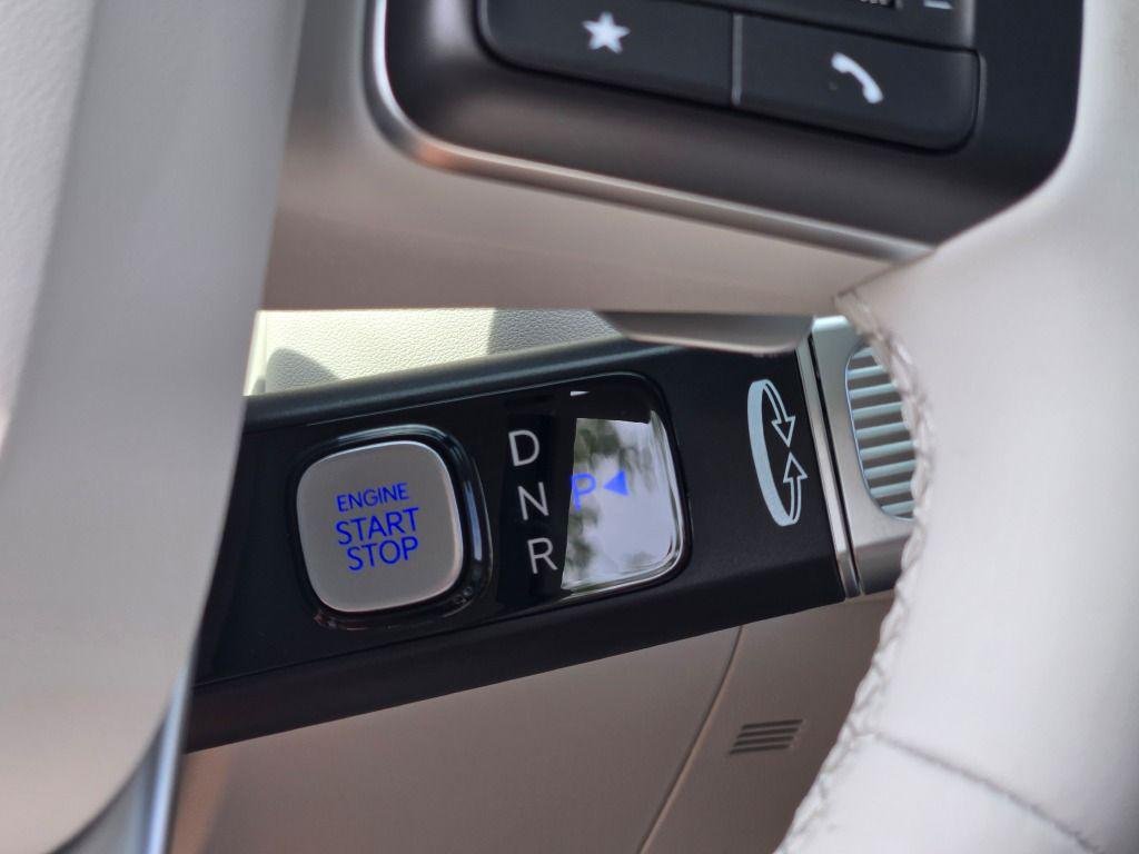 New 2026 Abyss Black Hyundai SEL Premium AWD image 28