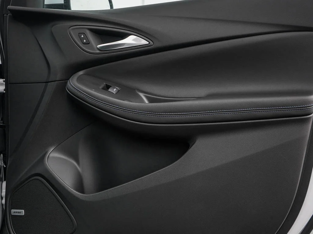 New 2026 Ebony Twilight Metallic Buick Sport Touring image 9