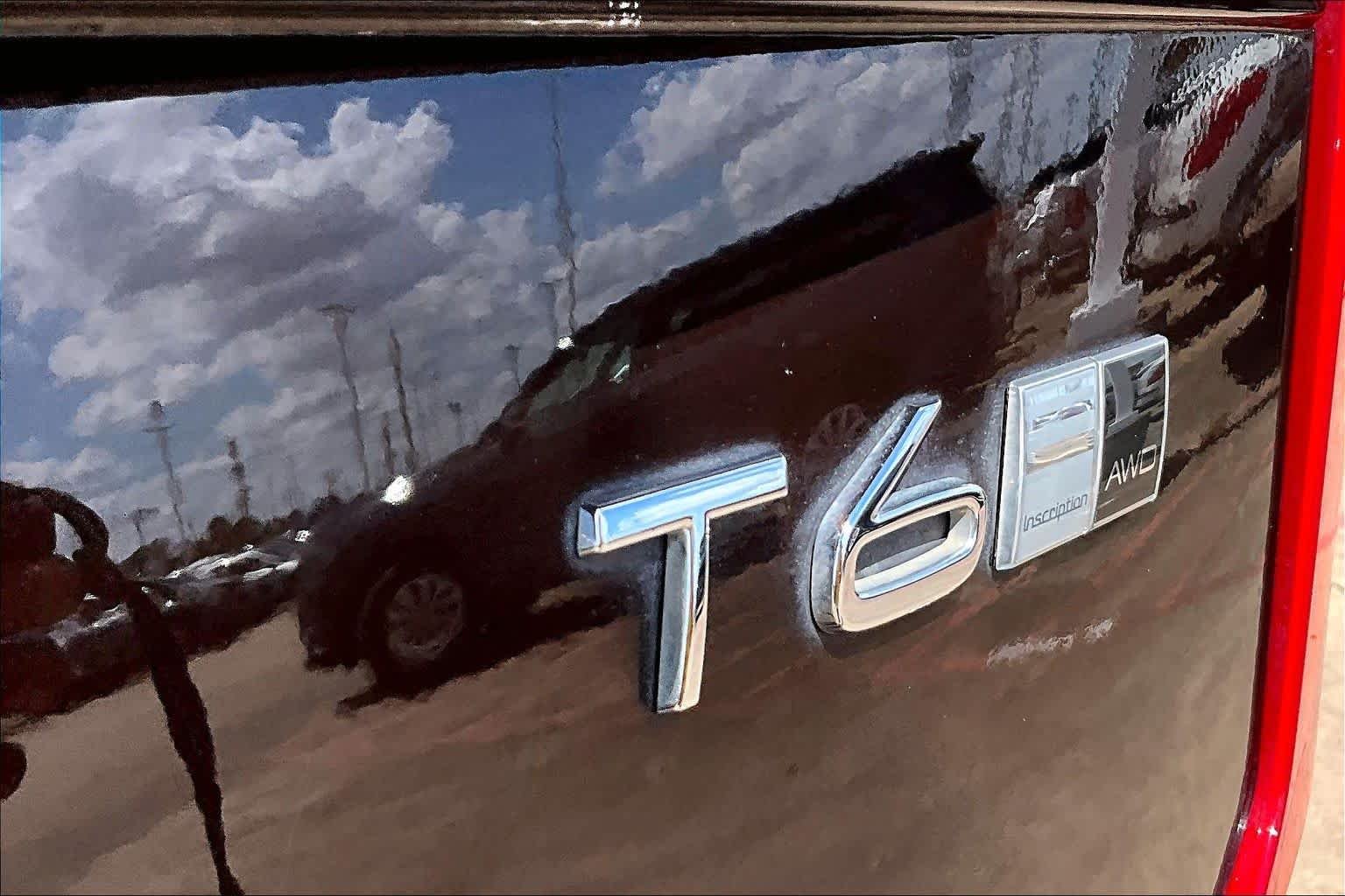 Used 2018 Maple Brown Metallic Volvo Inscription image 10