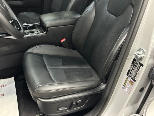 Used 2025 Gray Kia SX image 15