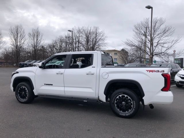 Used 2023 Ice Toyota SR5 image 5