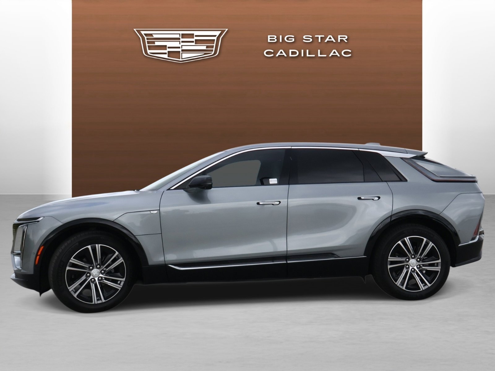 Certified 2024 Cadillac LYRIQ Luxury 2 with VIN 1GYKPRRK8RZ122475 for sale in Friendswood, TX