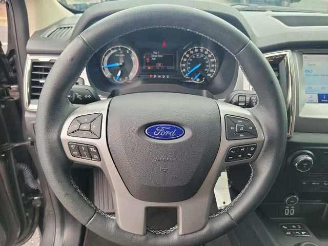 Used 2019 Magnetic Metallic Ford XLT image 17