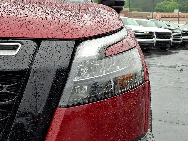 Used 2024 Red Nissan Rock Creek image 9