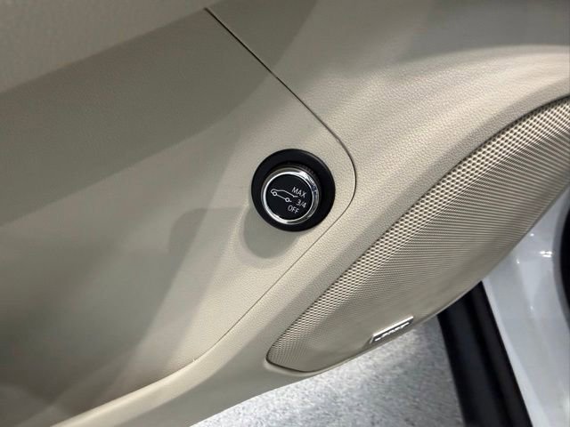 Used 2023 White Frost Tricoat GMC Denali image 26