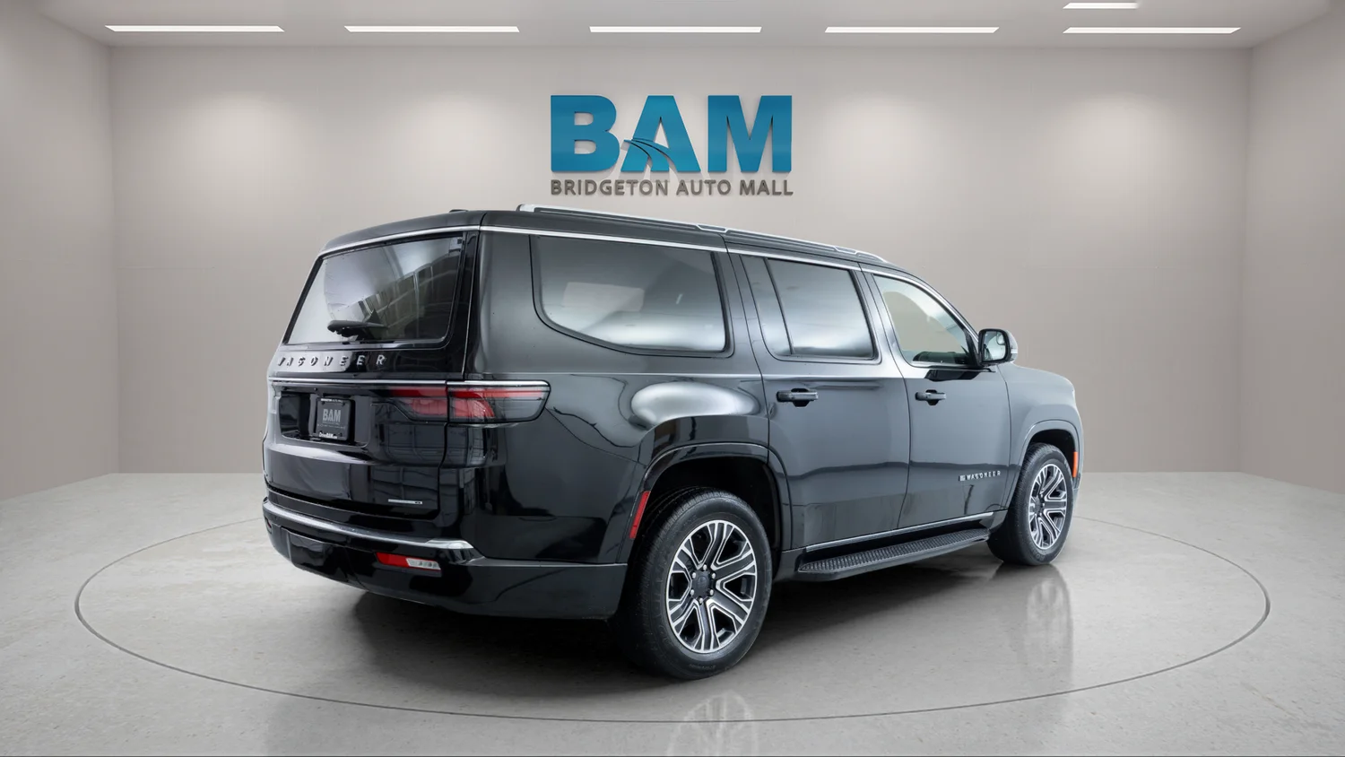Certified Used 2023 Black Jeep Series II image 3