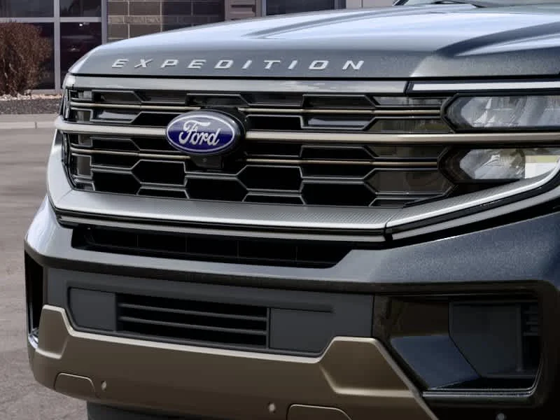 New 2027 Agate Black Metallic Ford King Ranch® image 17