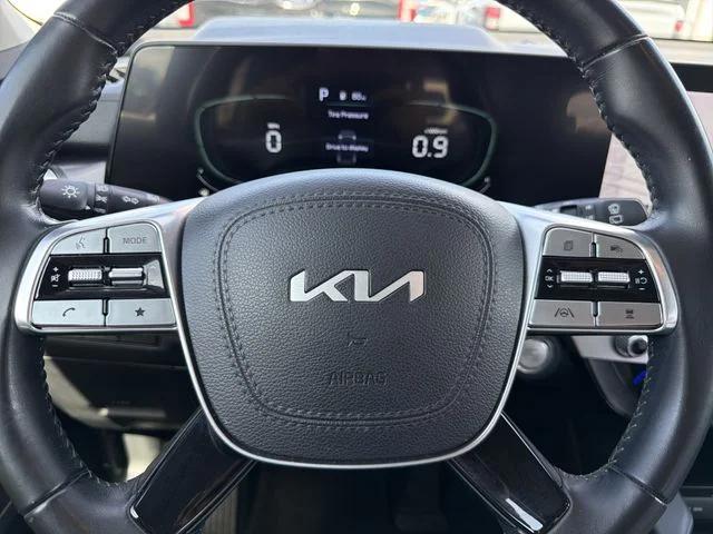 Used 2023 Gray Kia LX image 30
