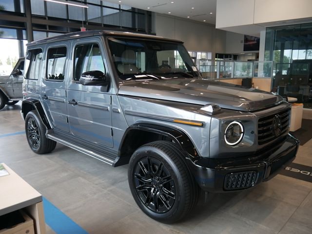 New 2027 Selenite Grey Mercedes-Benz G 580 image 3