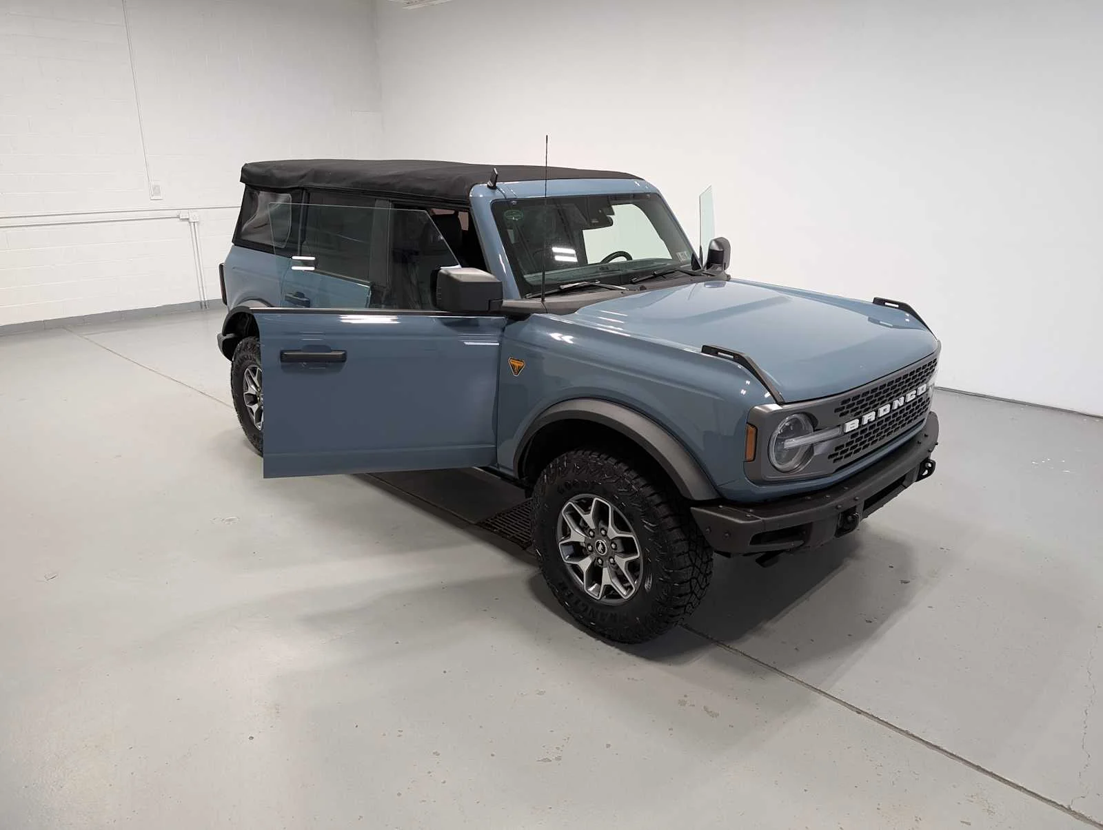 Used 2022 Area 51 Ford Badlands image 15